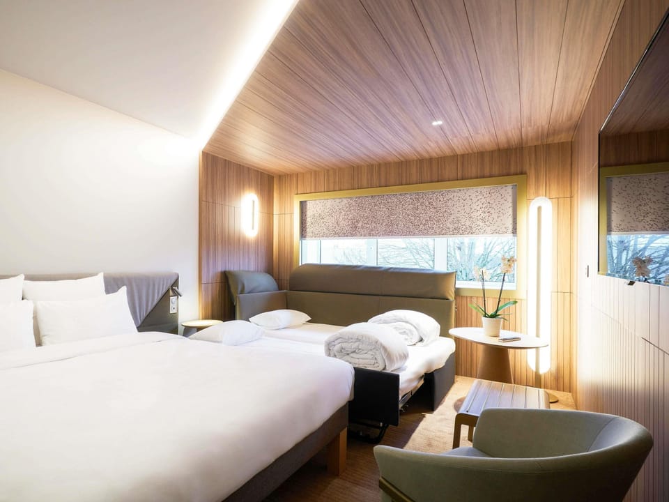 Family Room, 1 Double Bed with Sofa bed (Executive) | Pillowtop beds, in-room safe, blackout drapes, soundproofing