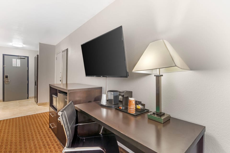 Standard Room, 2 Queen Beds, Non Smoking | Desk, iron/ironing board, free WiFi, bed sheets