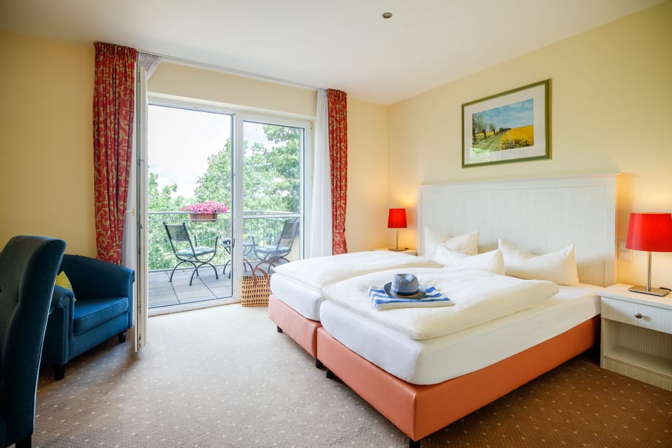 Double Room, Balcony, Lakeside | In-room safe, desk, soundproofing, cribs/infant beds