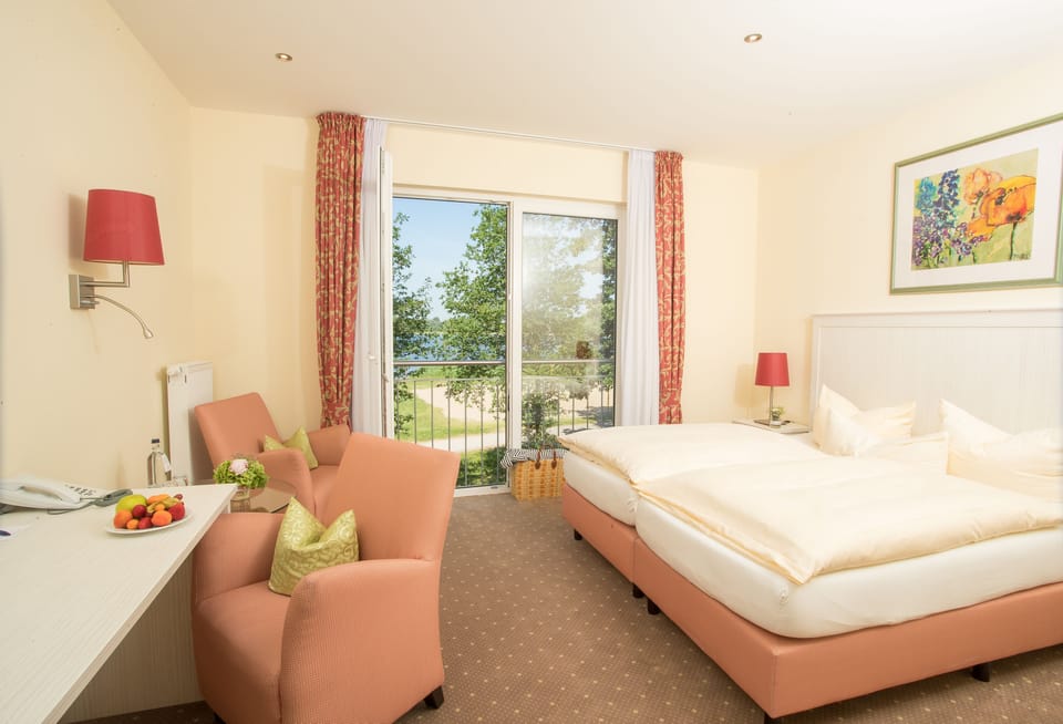 Double Room, Lakeside | In-room safe, desk, soundproofing, cribs/infant beds