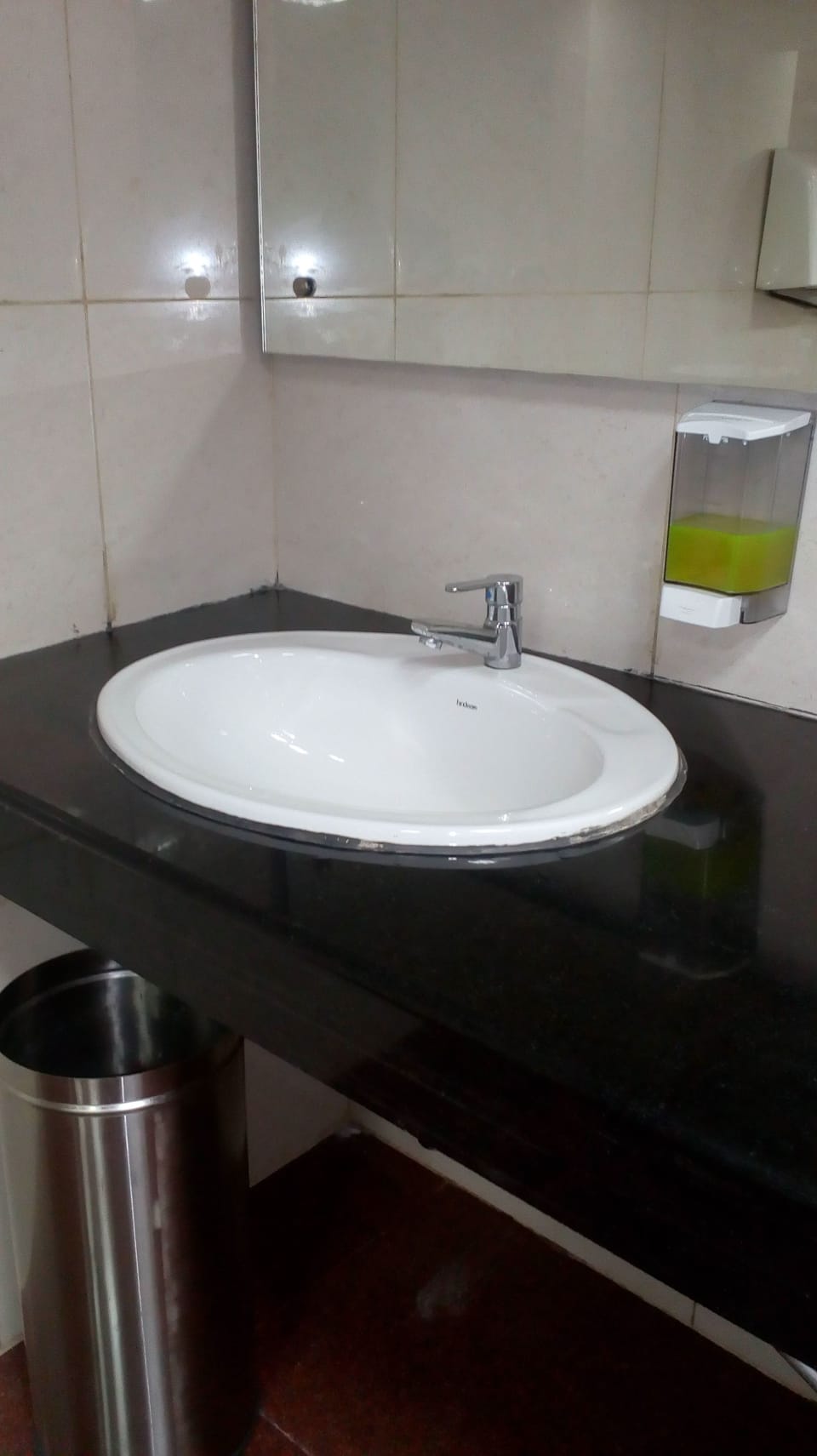 Bathroom sink