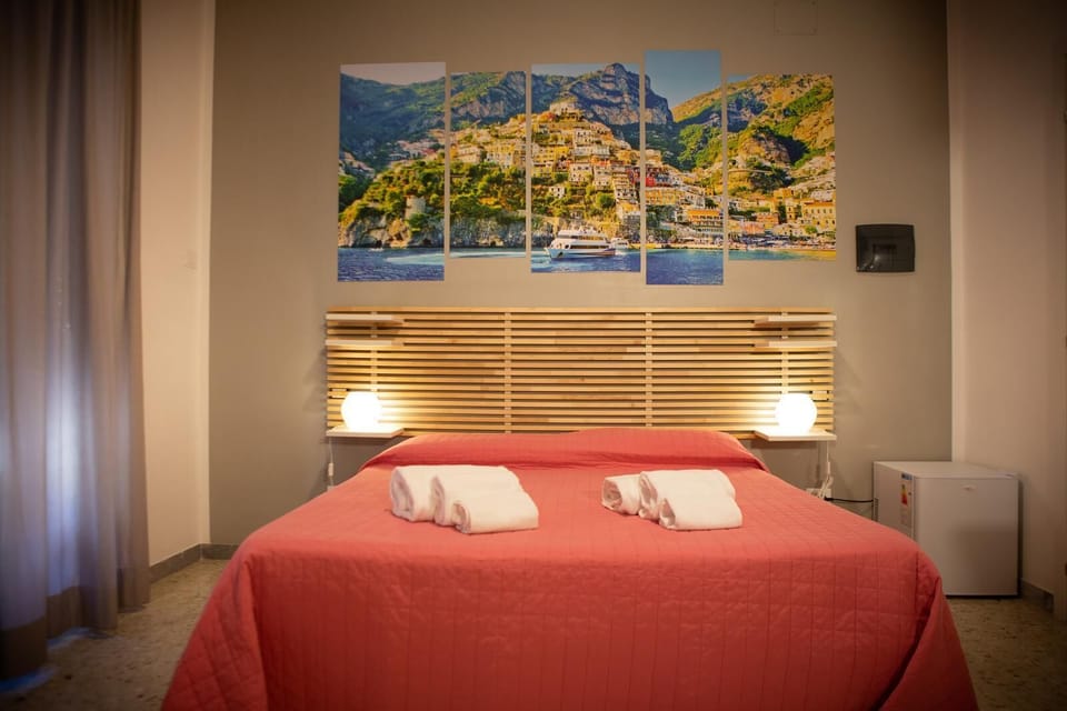 Double Room, City View | Desk, rollaway beds, free WiFi, bed sheets