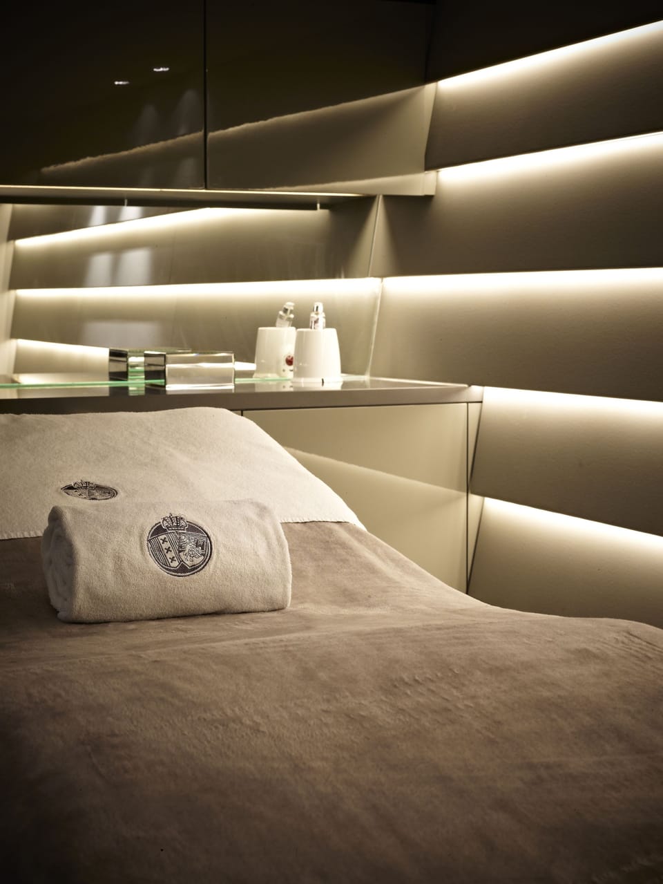 Couples treatment rooms, sauna, steam room, Turkish bath