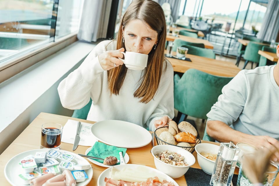 Daily buffet breakfast for a fee