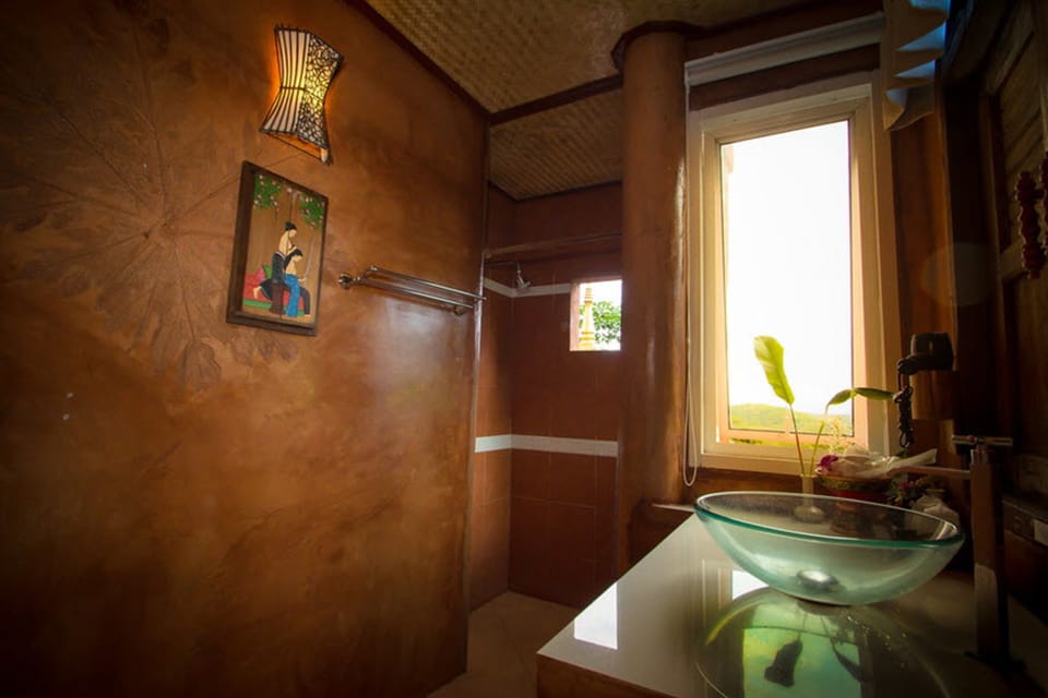 Superior Room | Bathroom sink