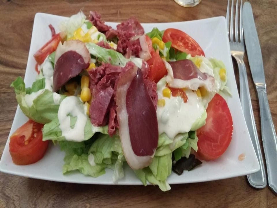Lunch and dinner served