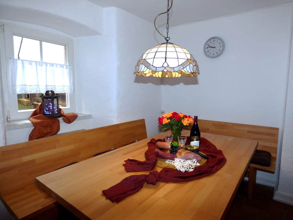 House, 3 Bedrooms | In-room dining