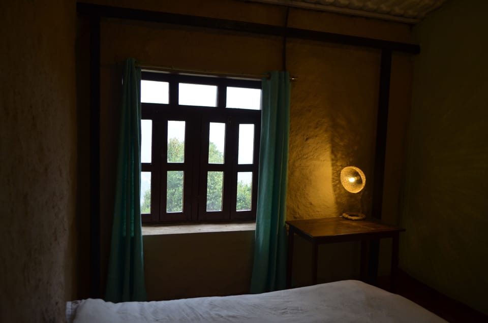 Basic Cottage, 1 King Bed, Mountain View, Mountainside