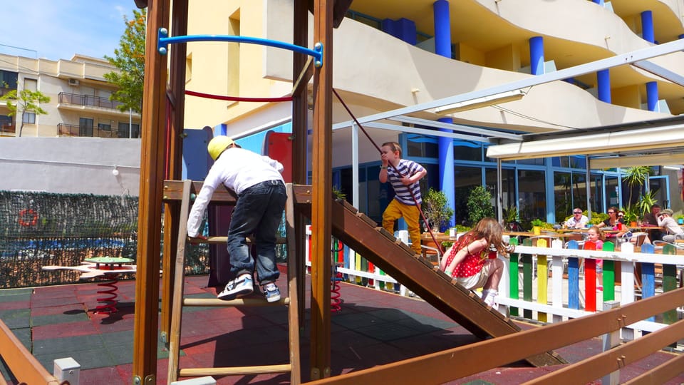 Children's play area - outdoor