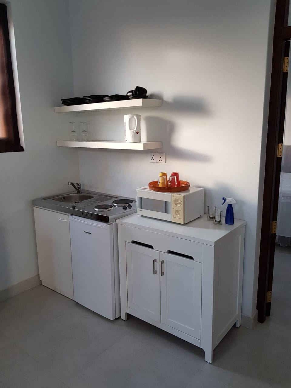 Deluxe Double Room, 1 Double Bed | Microwave