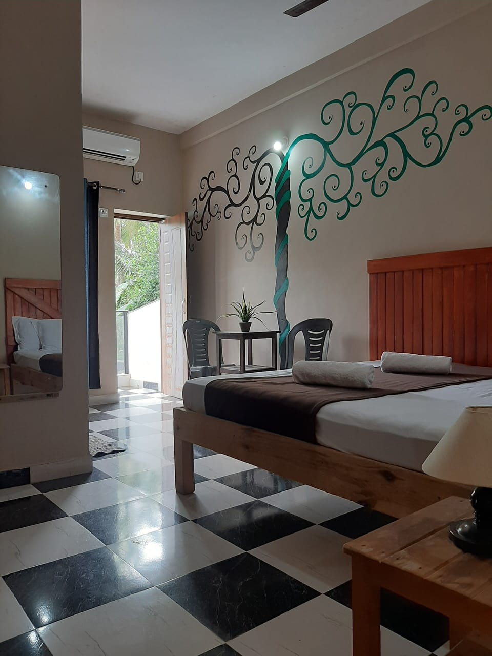 Standard Double Room | Down comforters, in-room safe, desk, rollaway beds