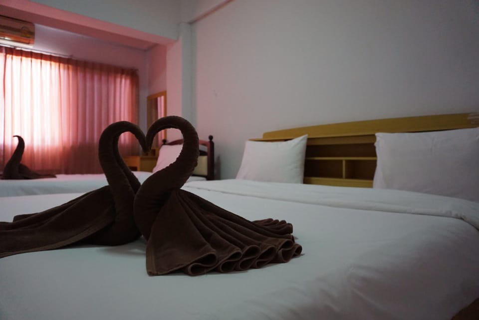 Standard Triple Room | WiFi (free)