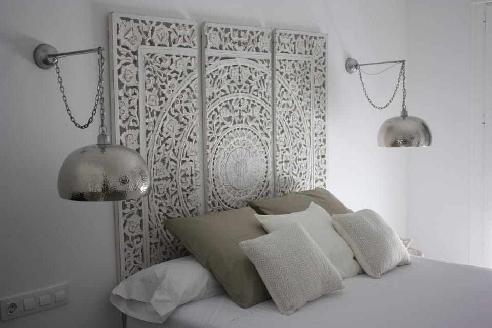 Deluxe Double Room, 1 Queen Bed | Premium bedding, down comforters, Select Comfort beds, minibar