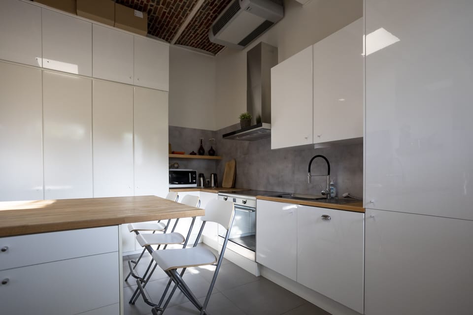 Group accommodation at the Koppenberg with Sauna and Tree House | Private kitchen | Shared fridge, microwave, coffee/tea maker, electric kettle