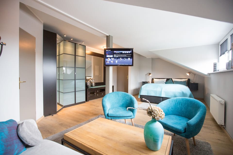 Comfort Double Room | Free WiFi, bed sheets