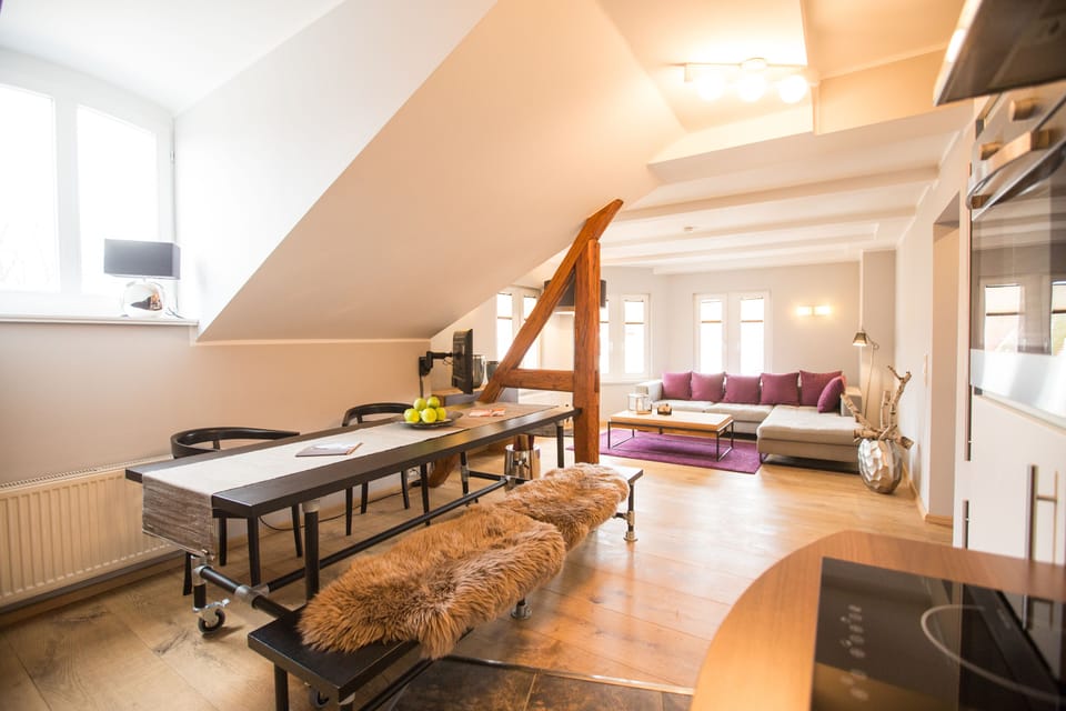 Comfort Apartment, 2 Bedrooms | Living area | Flat-screen TV