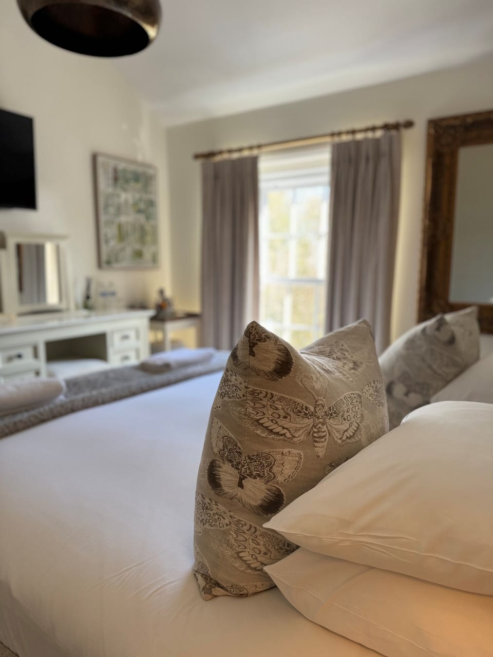 King Room | Iron/ironing board, free WiFi, bed sheets