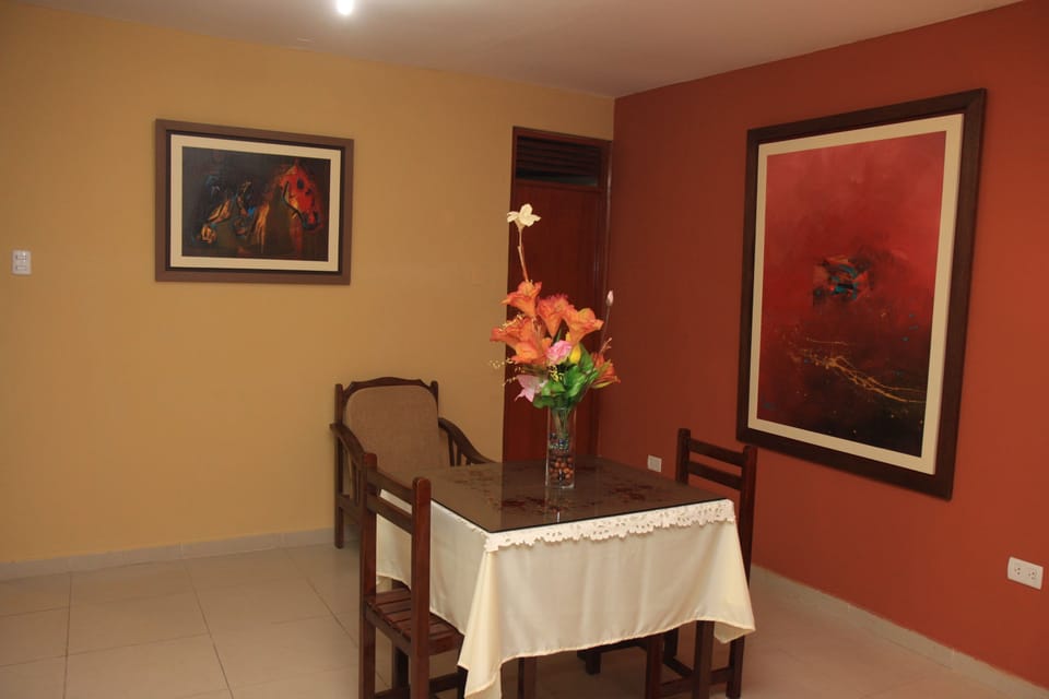 Executive Room | In-room dining