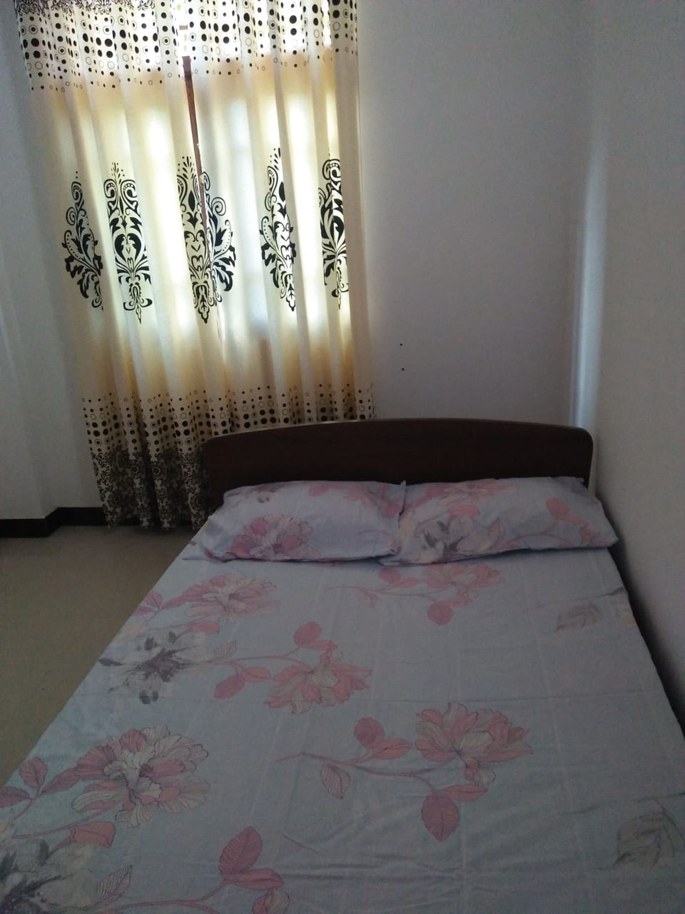 Deluxe Room, 1 Double Bed, Lake View, Lakeside | Desk, iron/ironing board, free WiFi