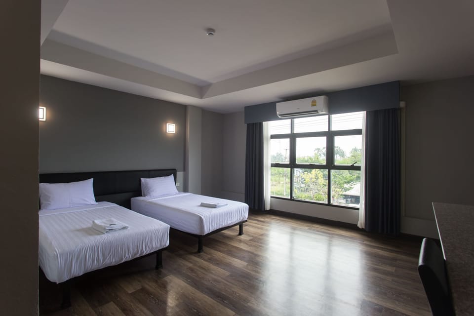 Deluxe Twin Room  | Blackout drapes, free WiFi