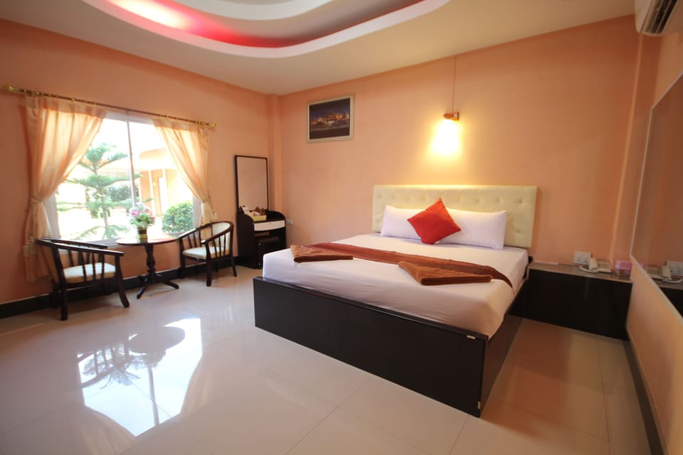 VIP (Resort Zone)  | Blackout drapes, free WiFi