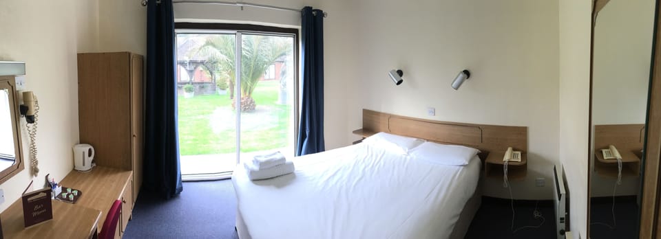 Budget Double Room | Blackout drapes, iron/ironing board, free WiFi, bed sheets