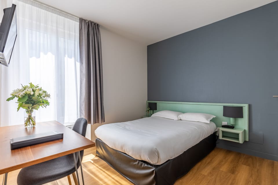 Double Room | Desk, soundproofing, iron/ironing board, free WiFi