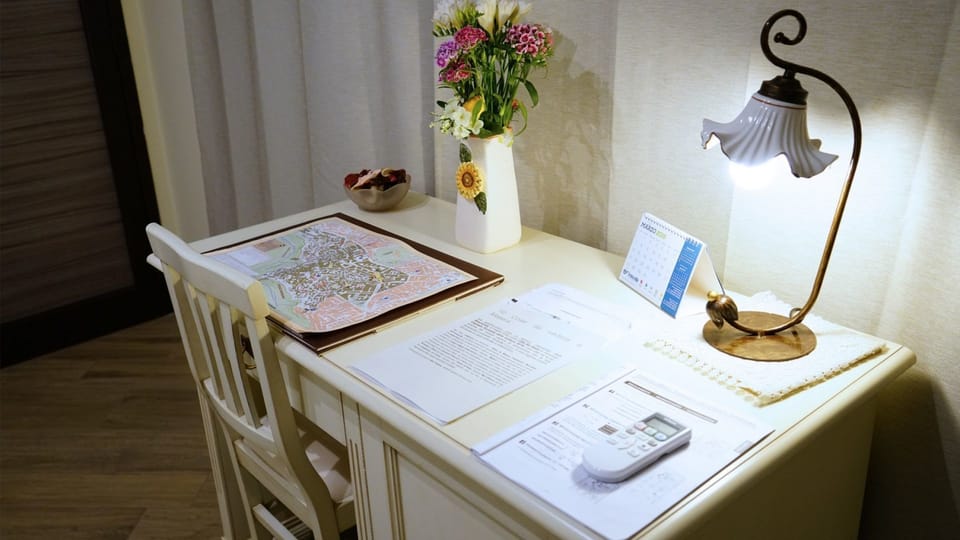 Double or Twin Room | Room amenity