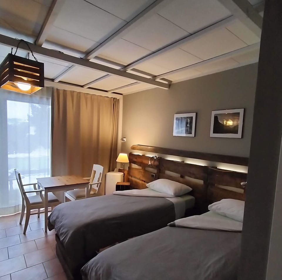 Standard Double or Twin Room | 1 bedroom, minibar, blackout drapes, cribs (free)