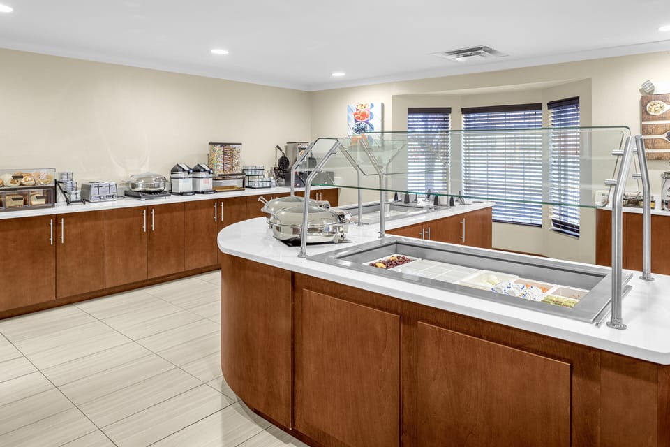 Free buffet breakfast