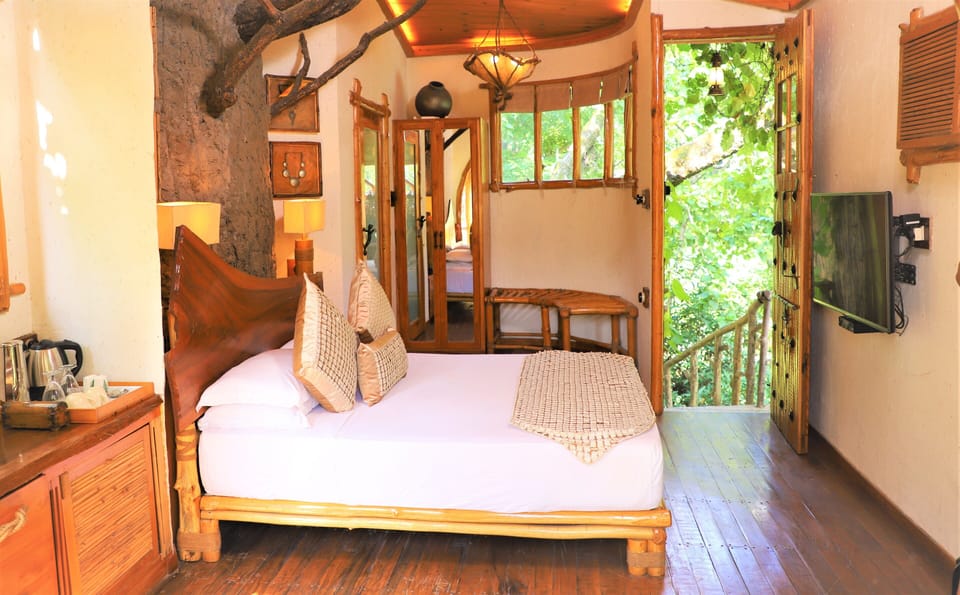 Tree House Machan | In-room safe, individually decorated, individually furnished