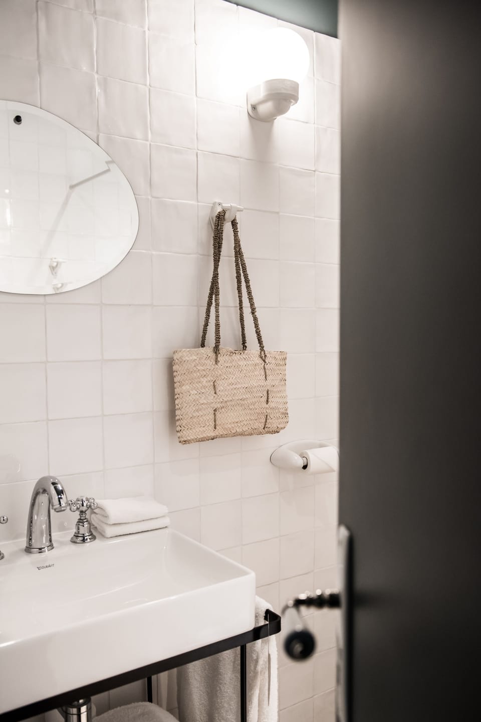 Suite | Bathroom | Free toiletries, towels