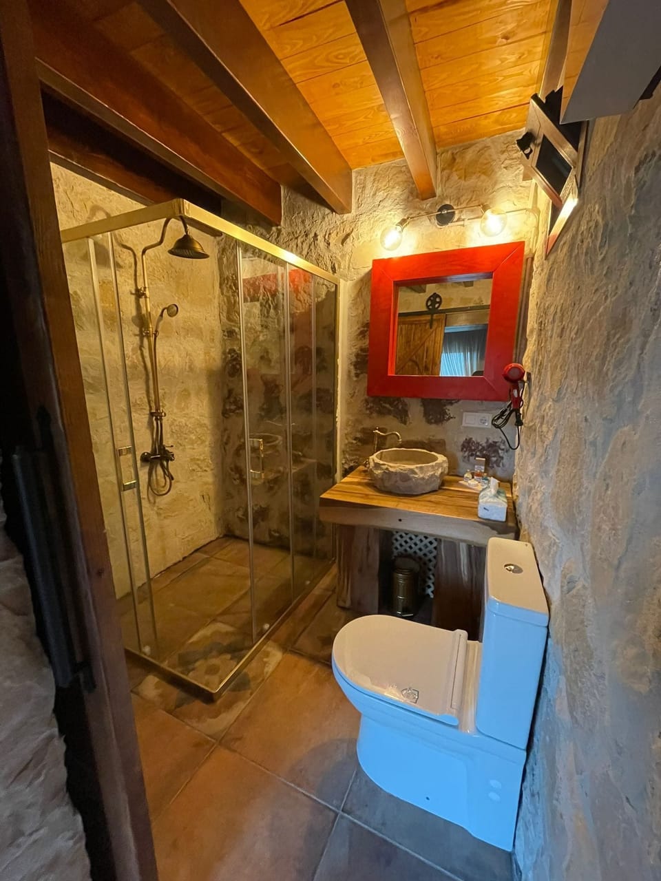 Luxury Bungalow, 1 Bedroom, Pool View | Bathroom | Shower, rainfall showerhead, designer toiletries, hair dryer