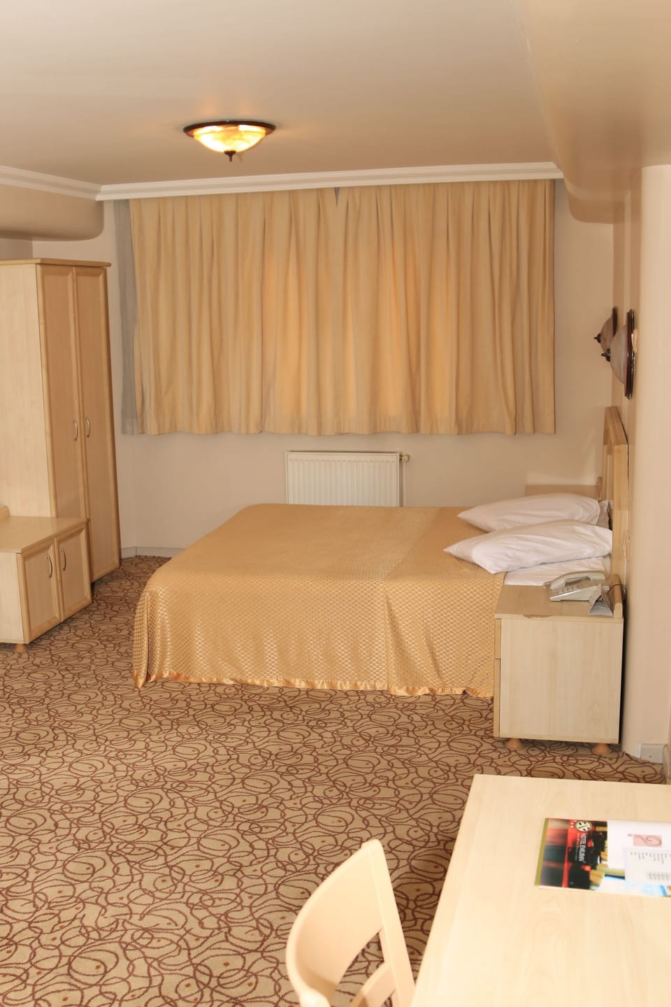Suite | Minibar, free WiFi, bed sheets