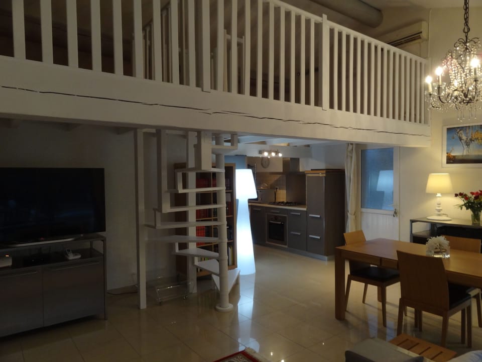 Apartment (Mazet) | Living area | TV