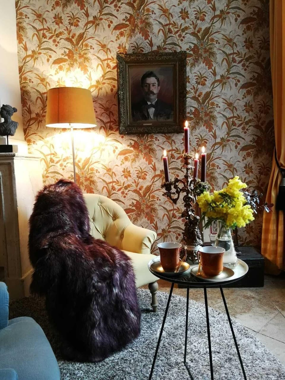 Deluxe Room (Chambre du Seigneur Isaac) | Living area