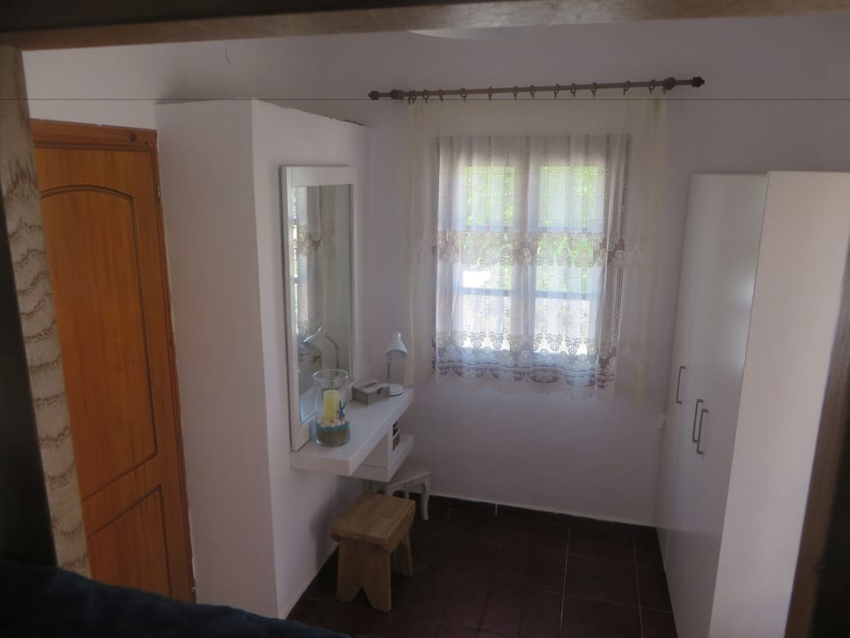 Panoramic House, 3 Bedrooms, Sea View | 3 bedrooms, desk, iron/ironing board, free cribs/infant beds