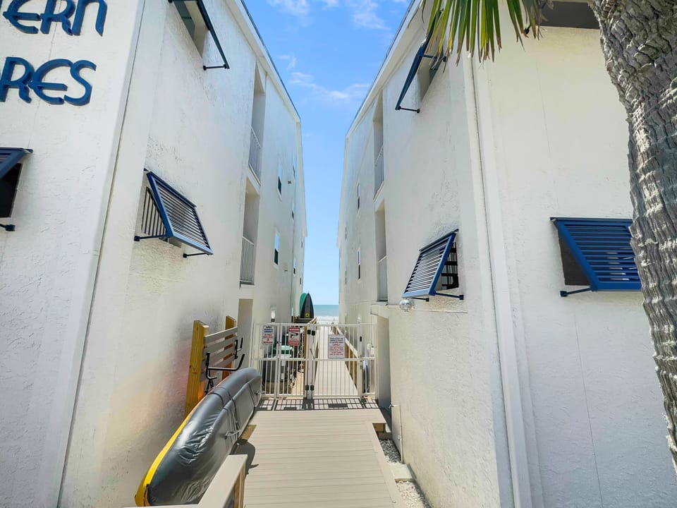 Condo, 1 Bedroom | Property grounds