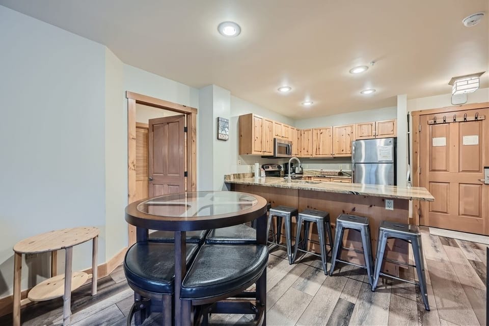 Condo, 2 Bedrooms | Private kitchen | Fridge, microwave, oven, dishwasher