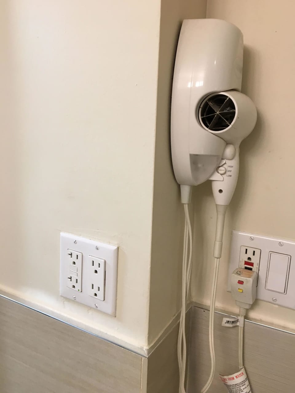 House, 2 Bedrooms | Bathroom amenities | Shower, free toiletries, hair dryer, towels