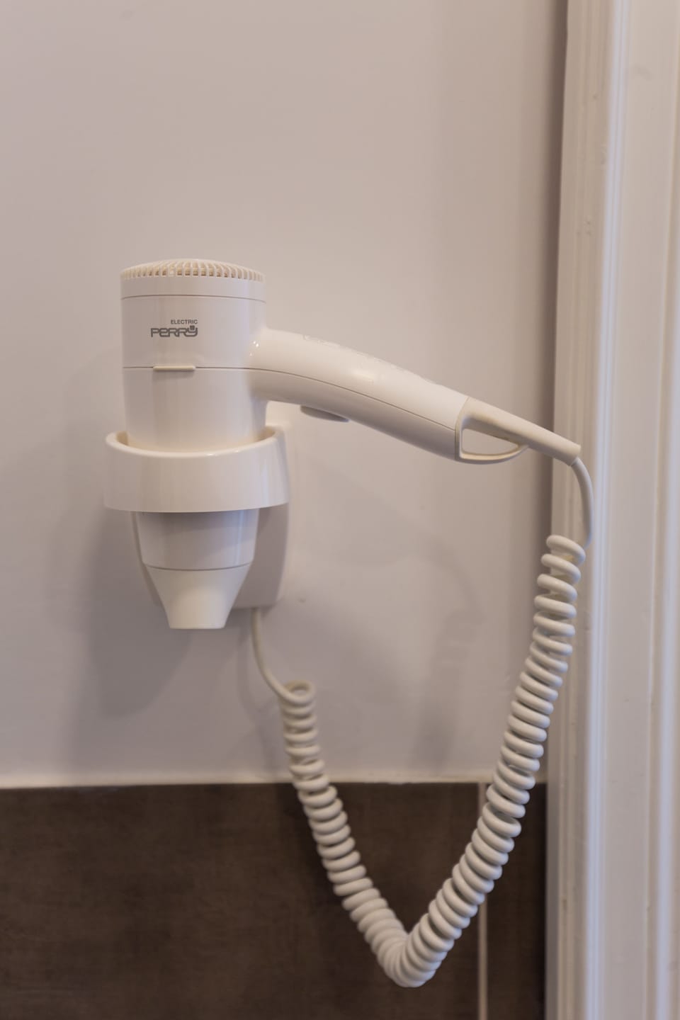 Traditional Triple Room, City View | Bathroom amenities | Shower, free toiletries, hair dryer, bathrobes