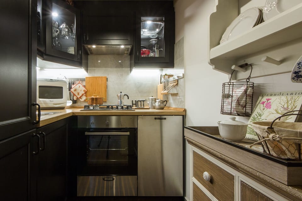 Apartment, 2 Bedrooms | Private kitchen | Full-size fridge, oven, stovetop, dishwasher
