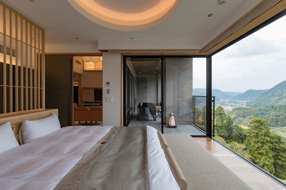 In-room safe, desk, free WiFi, bed sheets