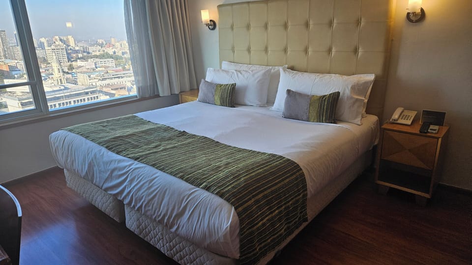 Superior Studio Suite | In-room safe, bed sheets