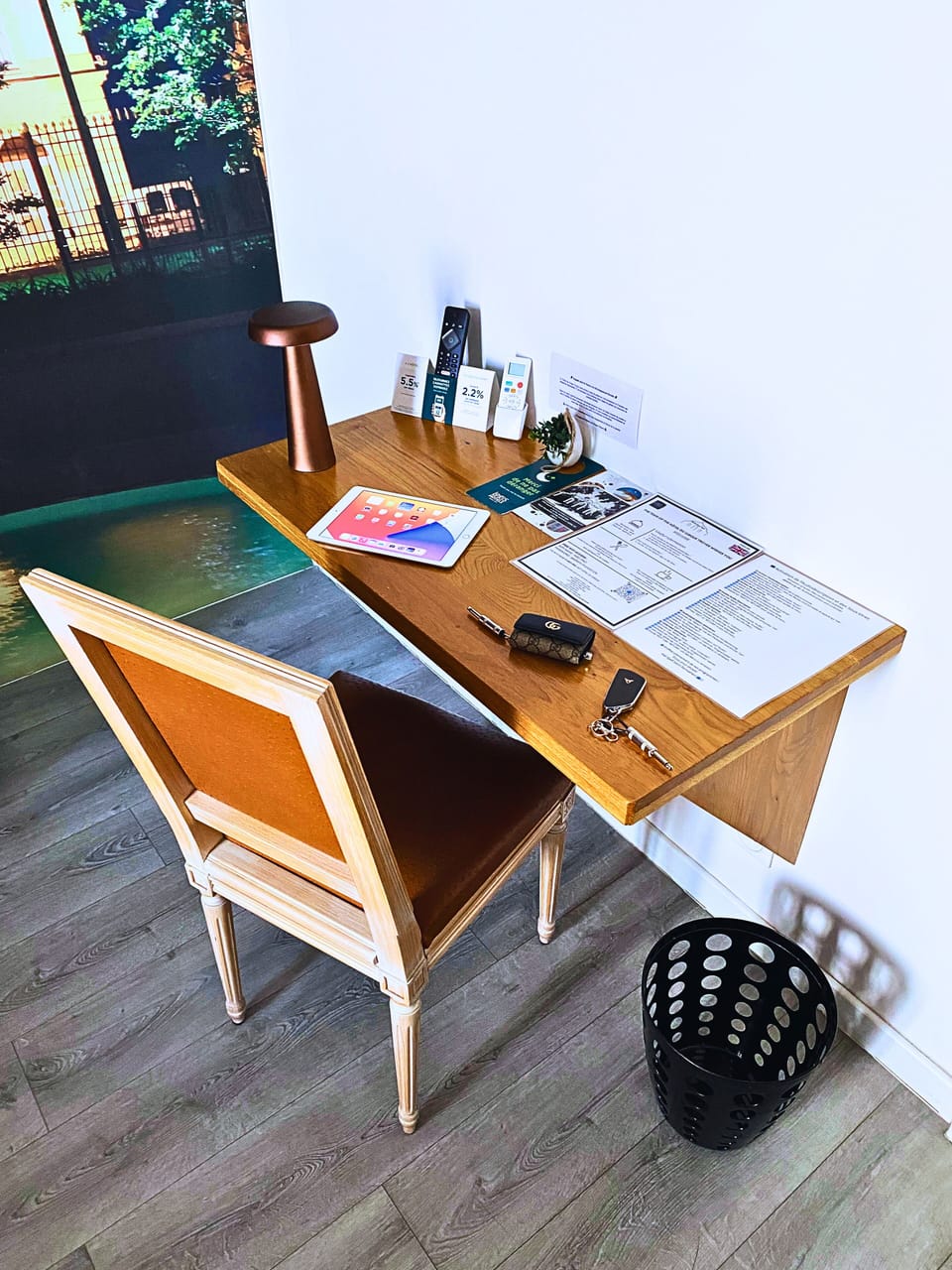 Premium bedding, individually decorated, individually furnished, desk