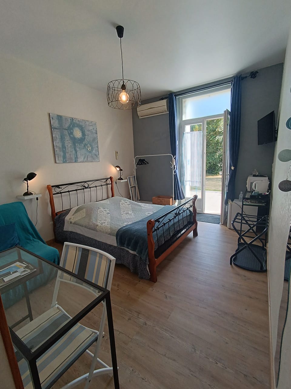 Room (Europe) | Individually decorated, individually furnished, desk, blackout drapes