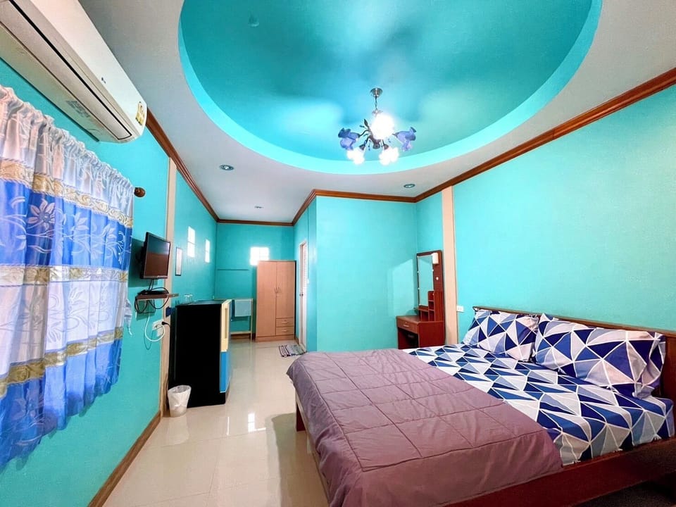 Basic Single Room, Balcony, Courtyard Area | View from room