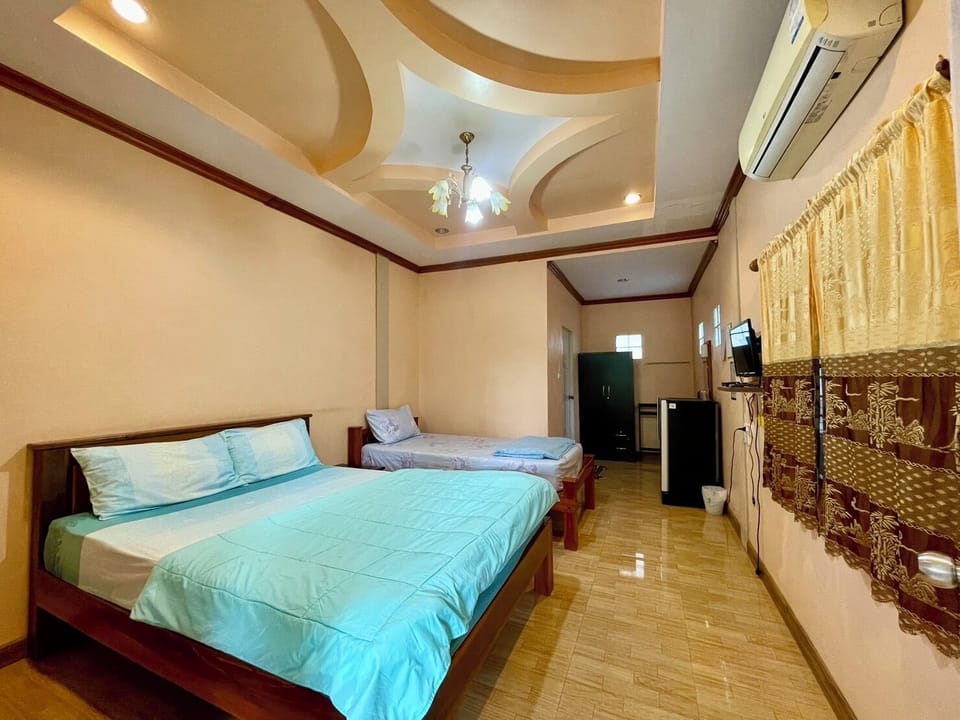 Basic Single Room, Balcony, Courtyard Area | View from room