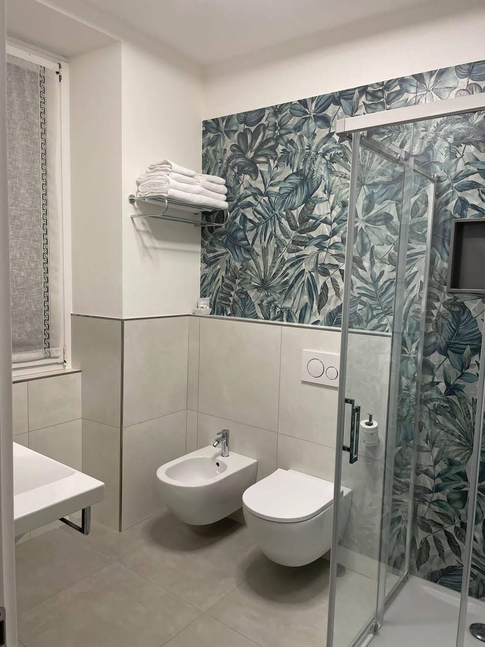 2 Adjacent Rooms, private external bathroom | Bathroom | Shower, rainfall showerhead, free toiletries, hair dryer