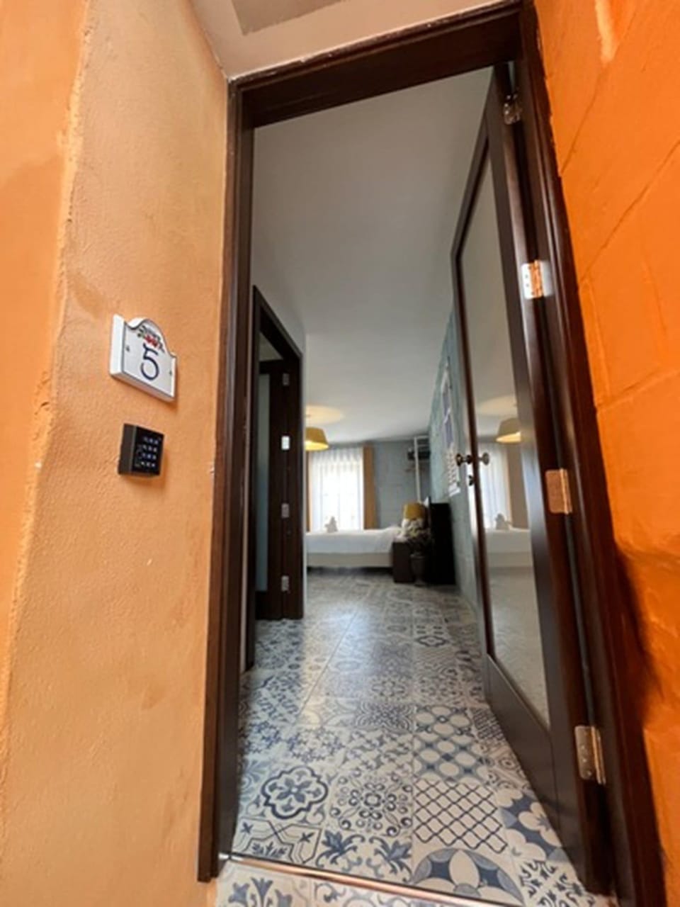 Superior Double Room | Premium bedding, desk, iron/ironing board, free WiFi